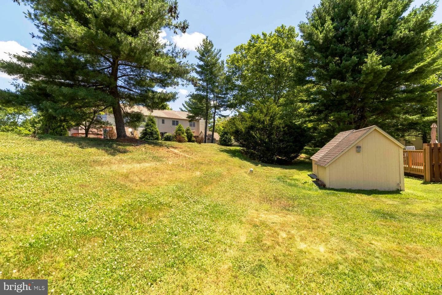 1711 Smedley Court photo 34