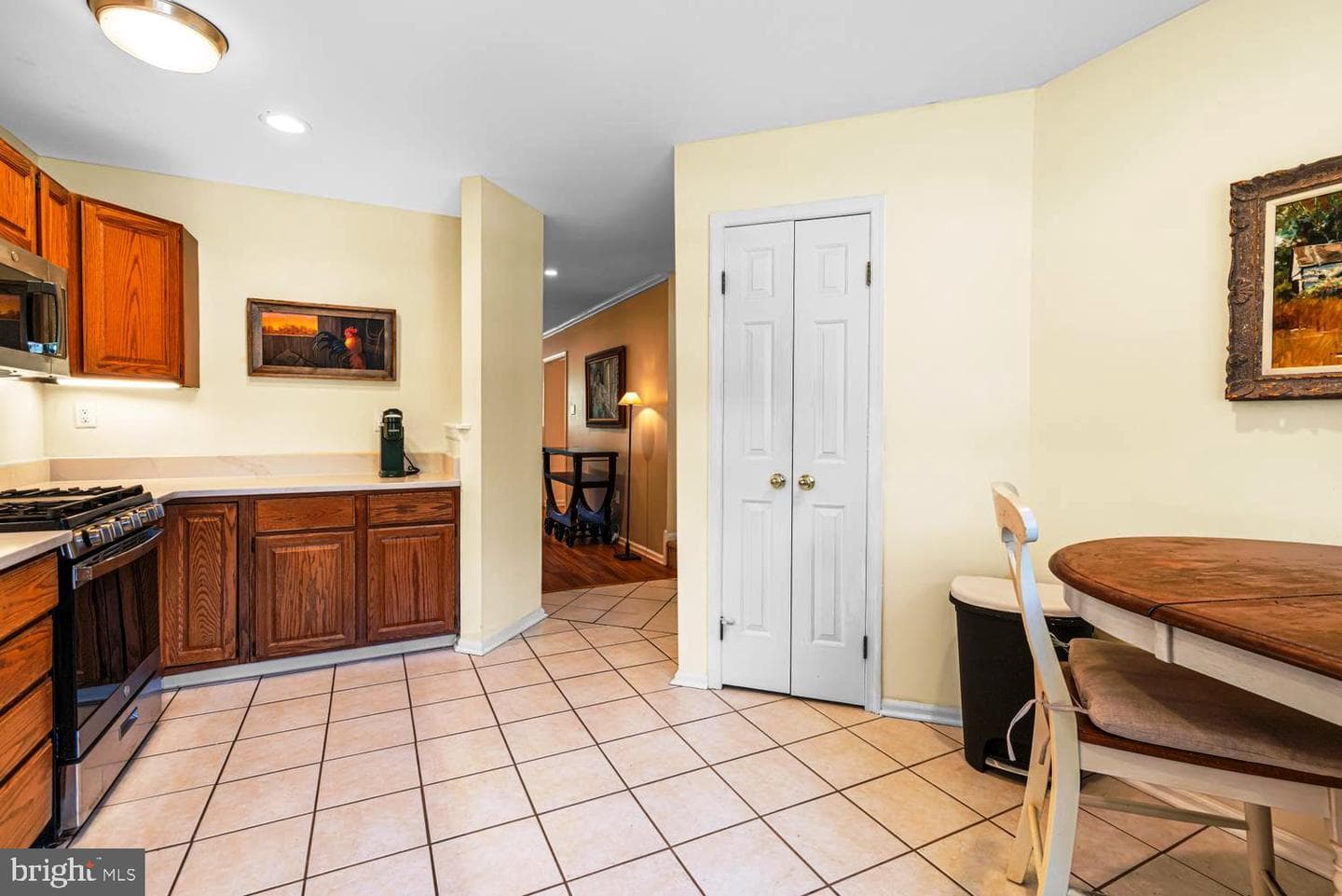 1711 Smedley Court photo 7