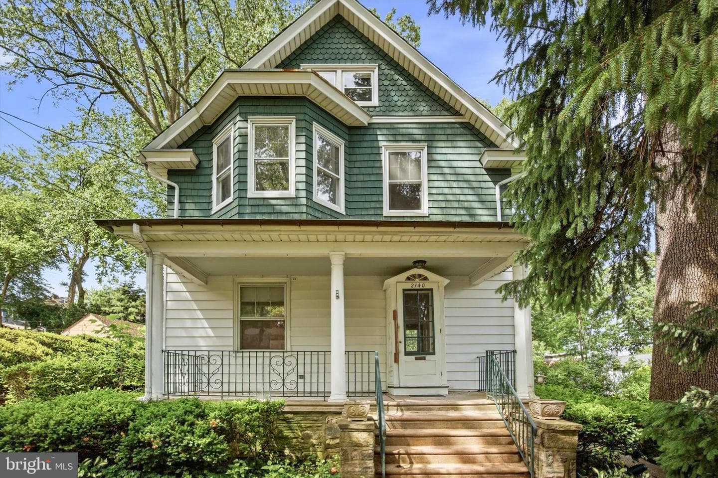 2140 Wayne Avenue photo 1