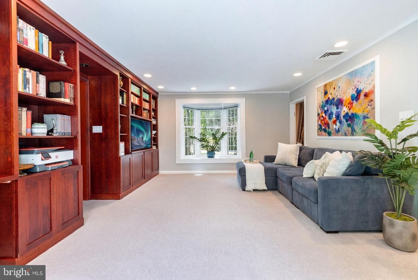 649 Sussex Road photo 16