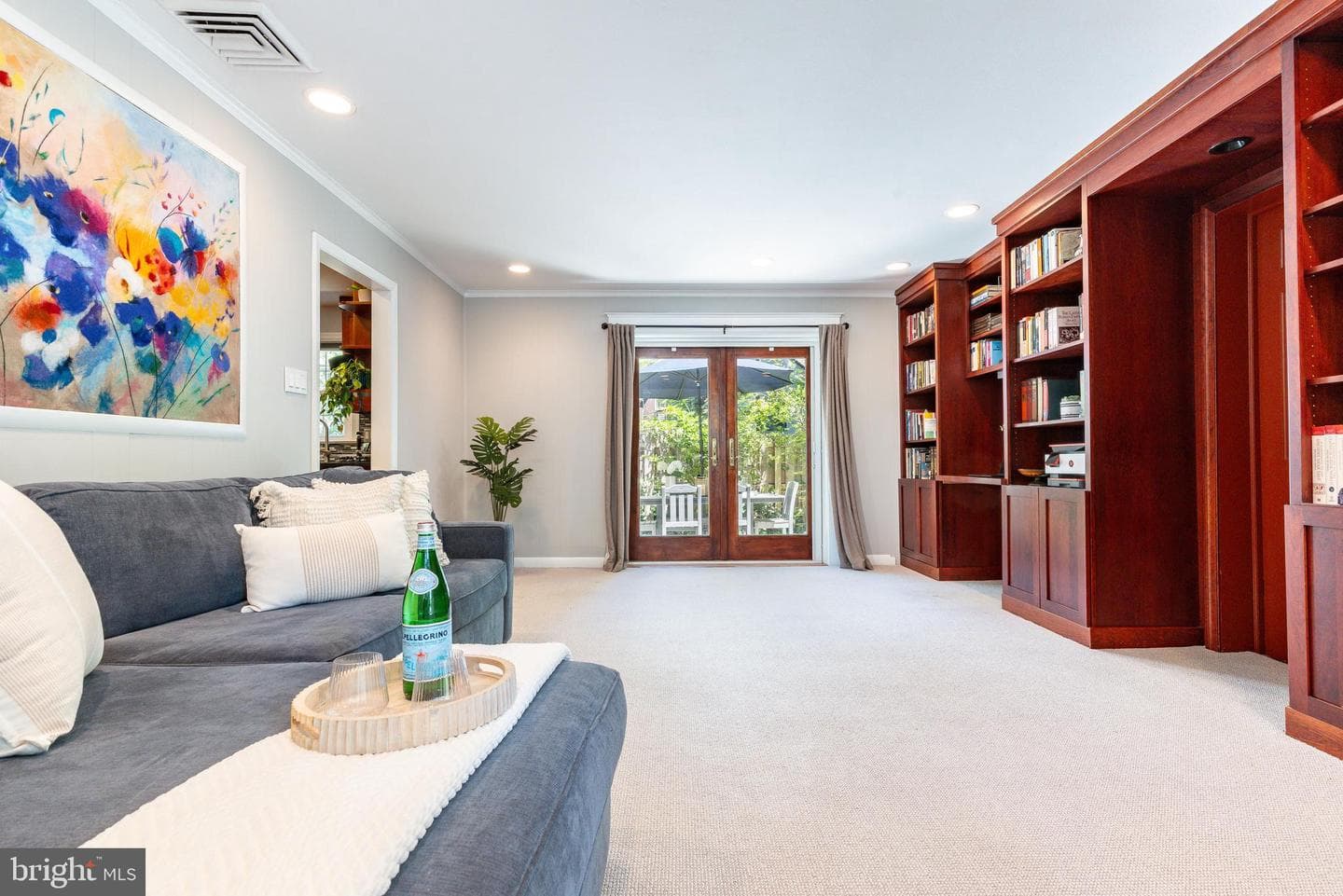 649 Sussex Road photo 18