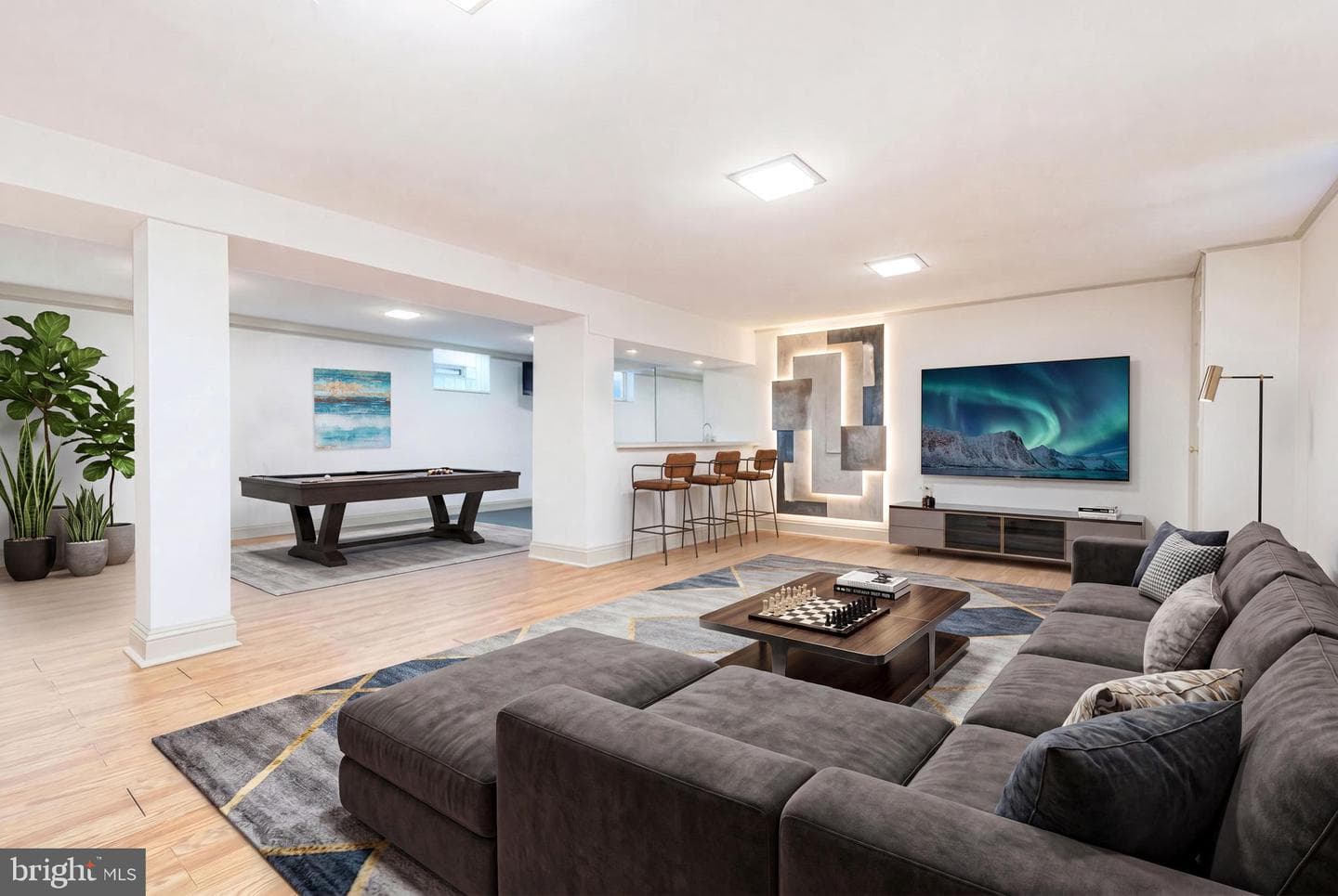 649 Sussex Road photo 40