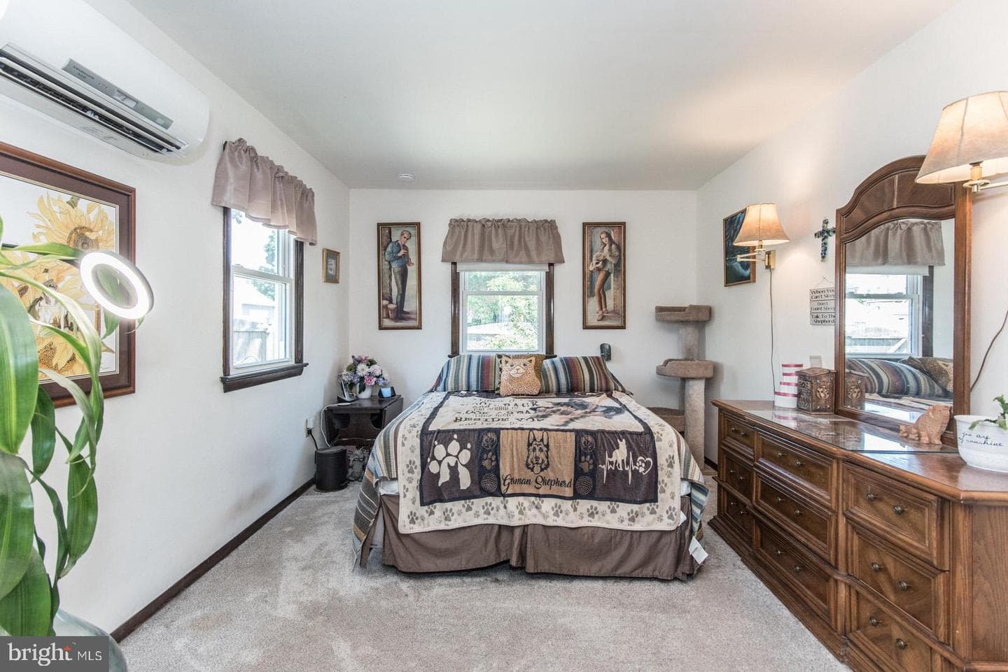 747 Logan Street photo 14