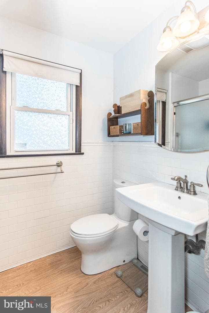 747 Logan Street photo 22