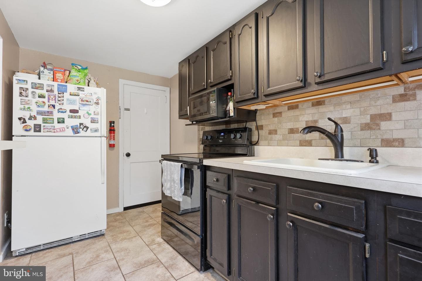 158 Sunrise Drive photo 11
