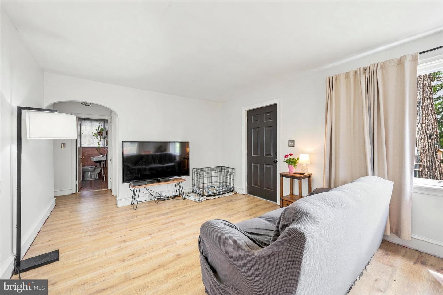 35 Burnside Avenue photo 3