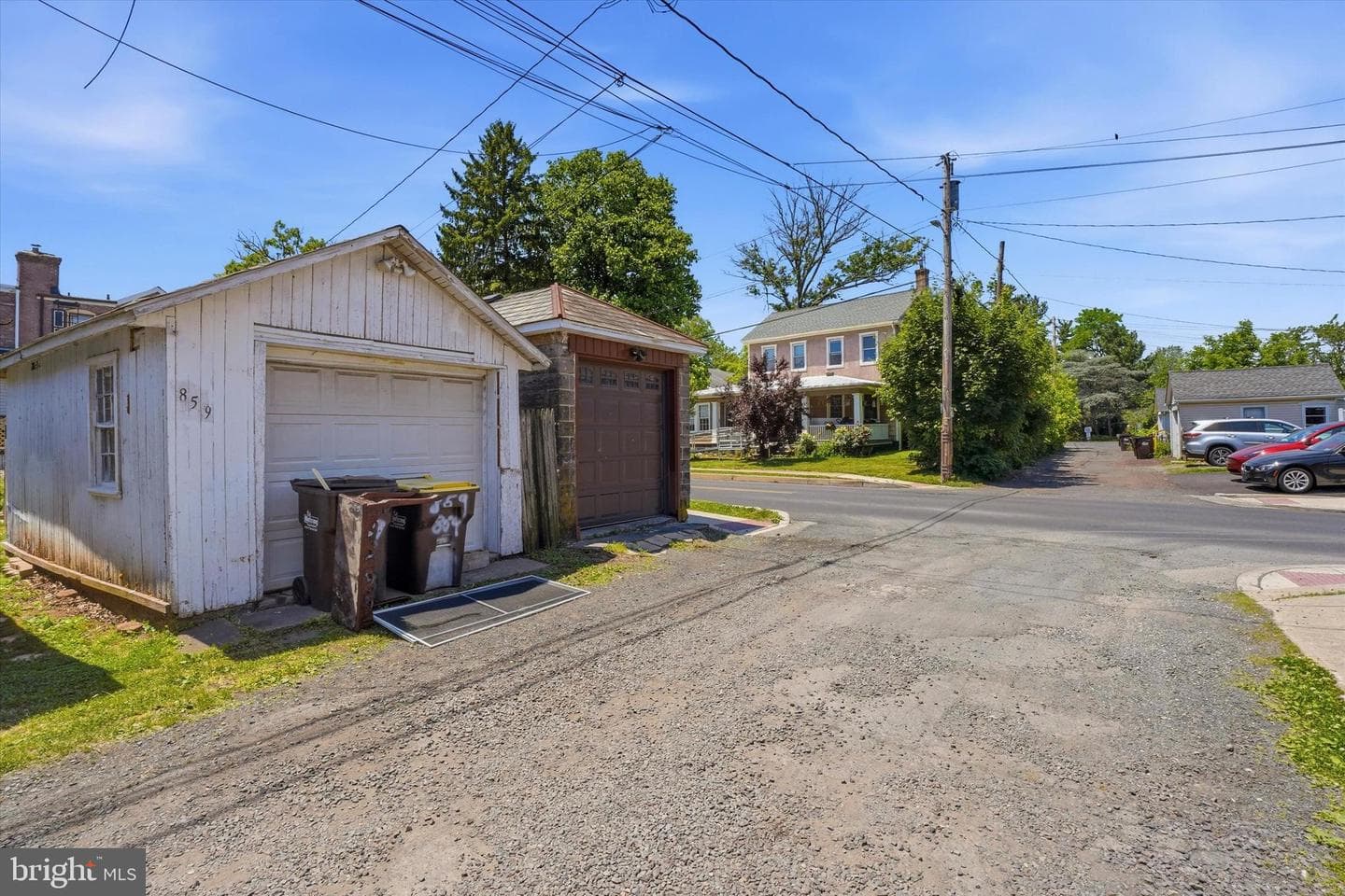 859 W 2nd Street photo 25