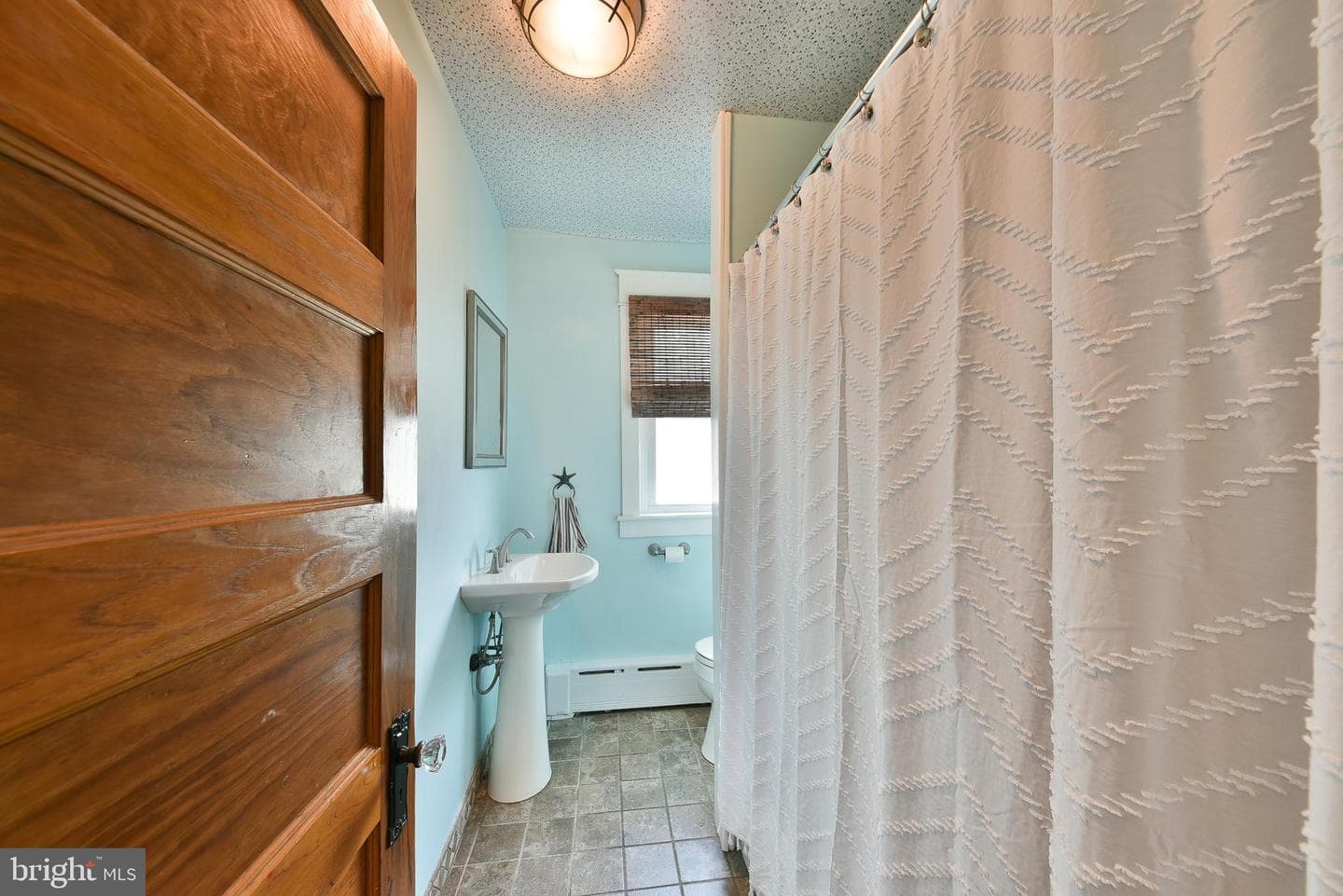 1716 Webster Avenue photo 19