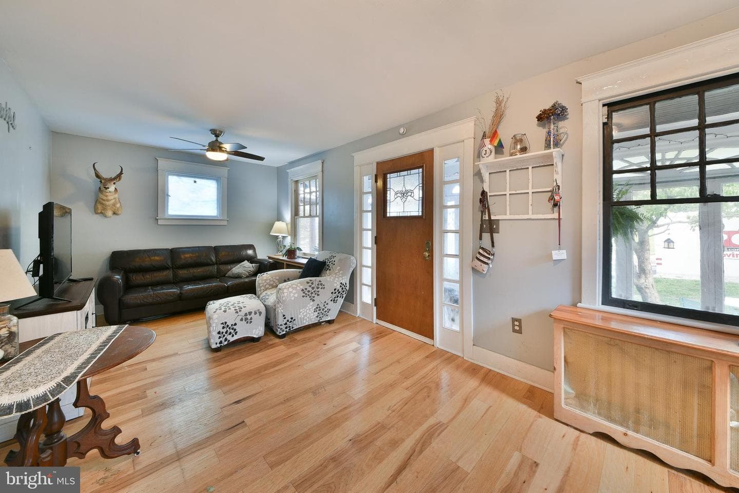 1716 Webster Avenue photo 8