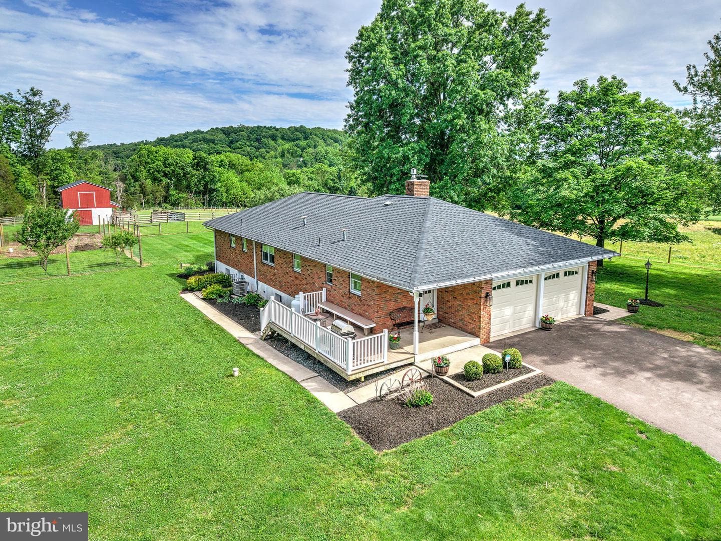 141 Green Hill Road photo 13