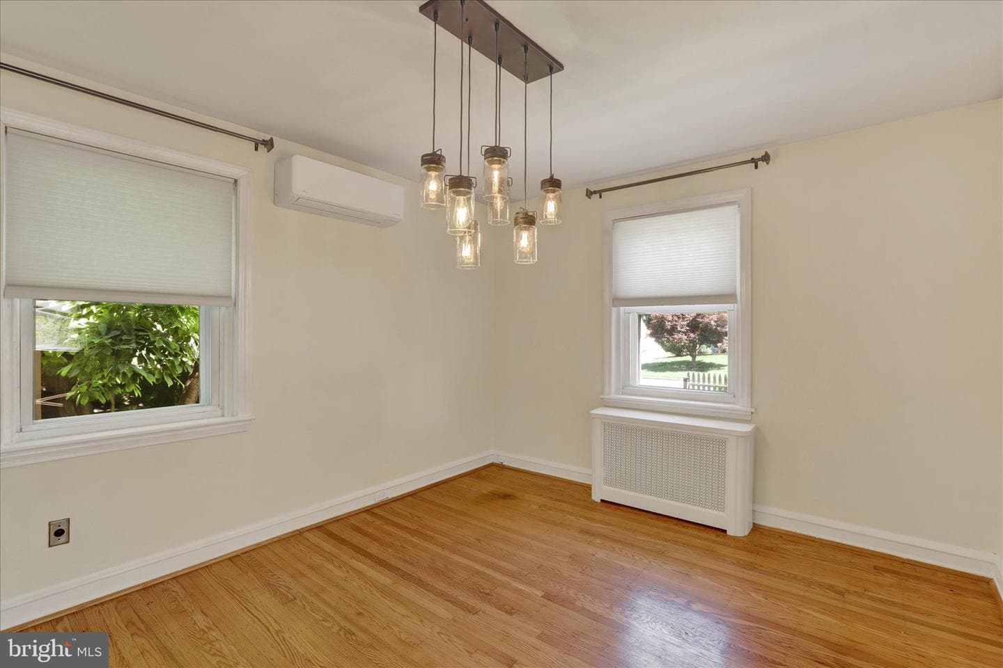 522 Raab Street photo 8
