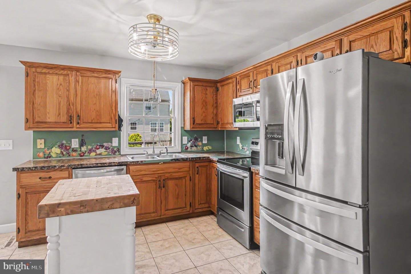 1787 Joanne Court photo 12