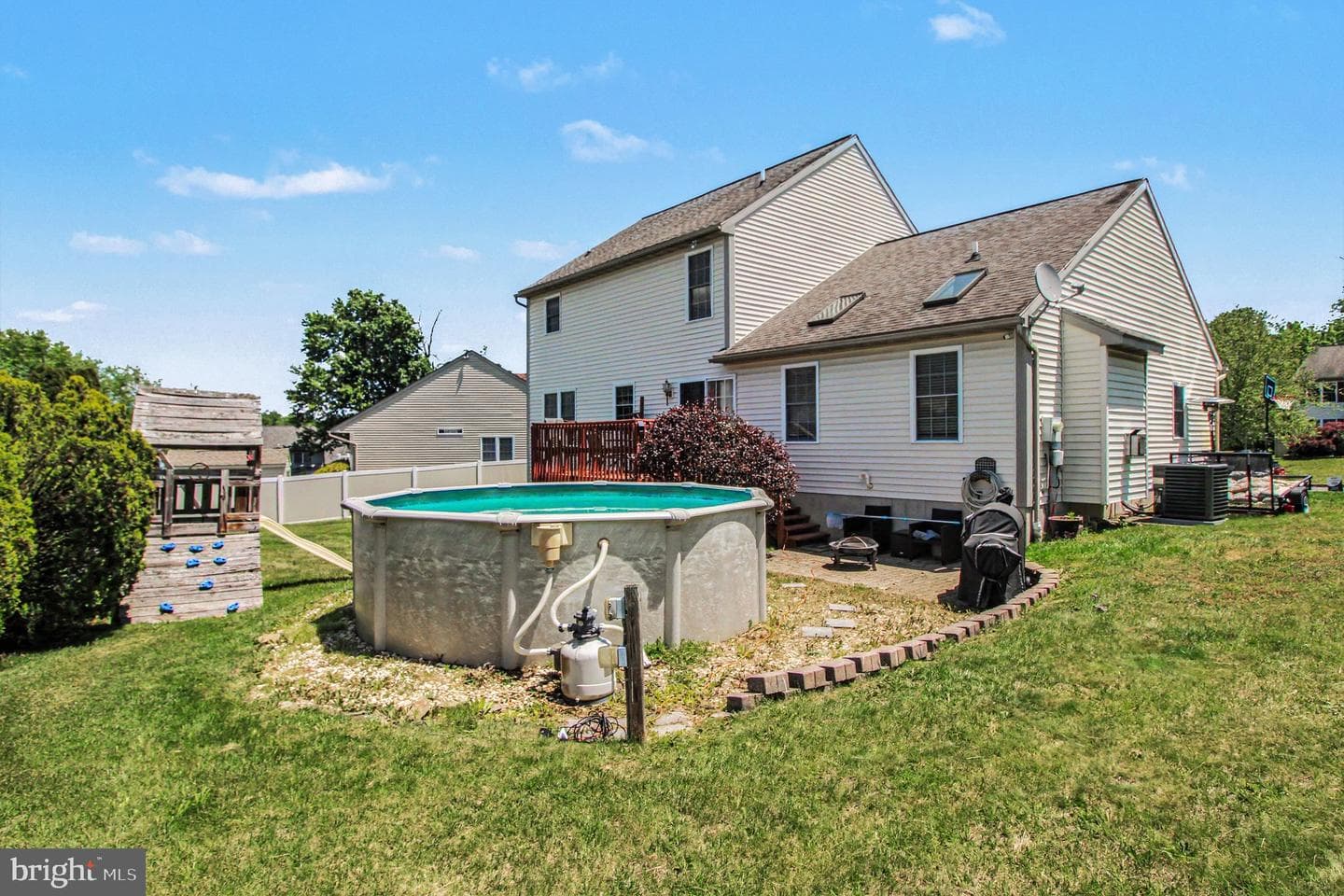 1787 Joanne Court photo 31