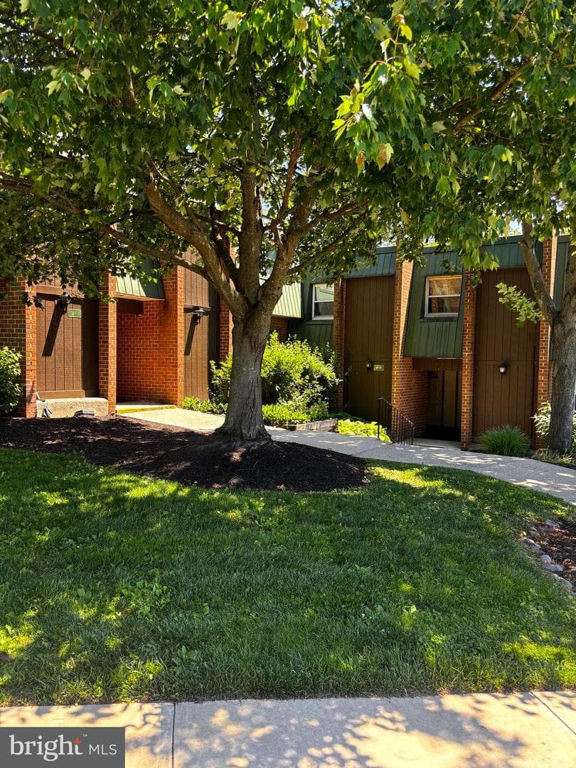 511 Meadowview Lane #511 photo 3