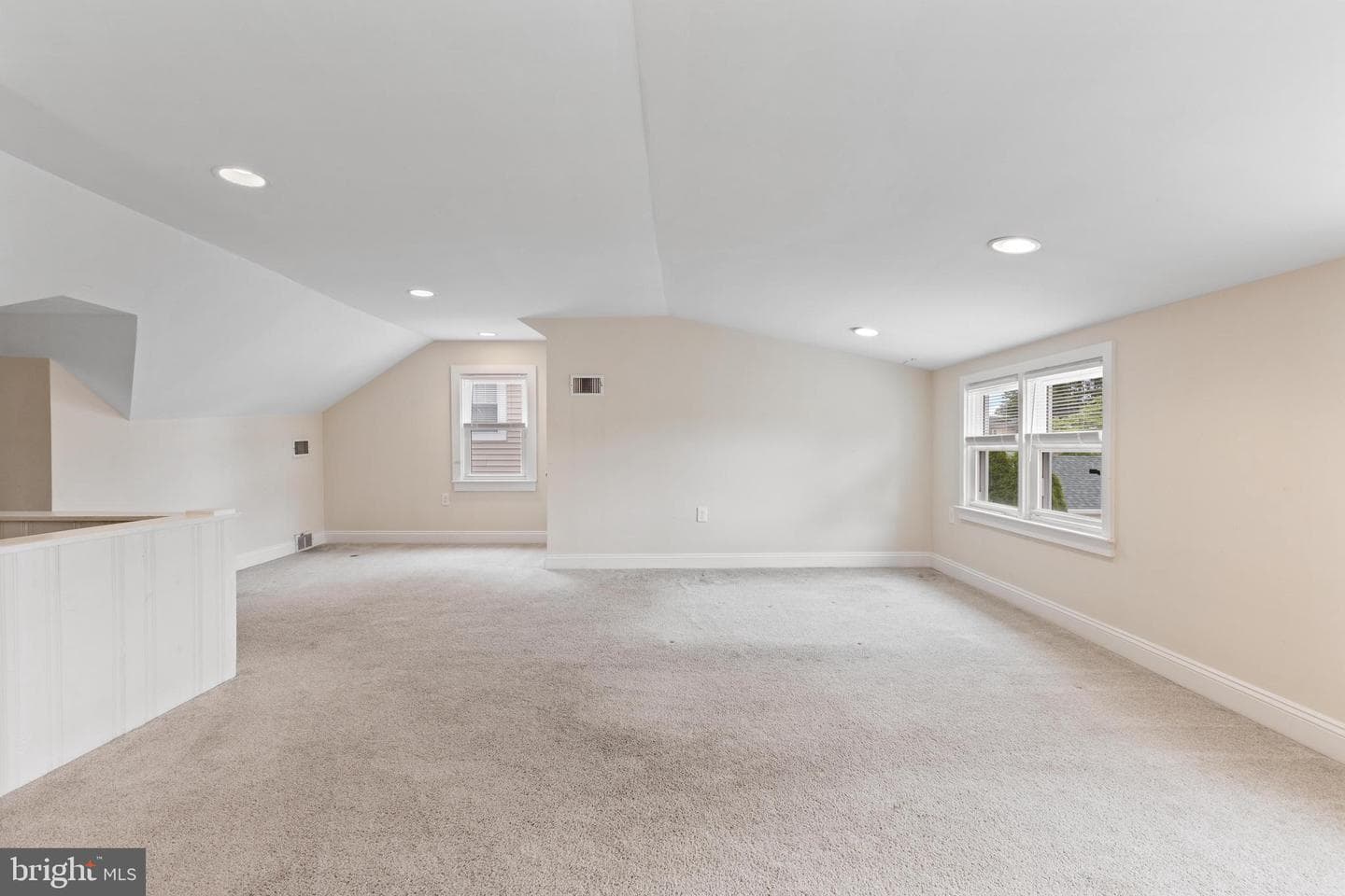26 Weiss Avenue photo 19