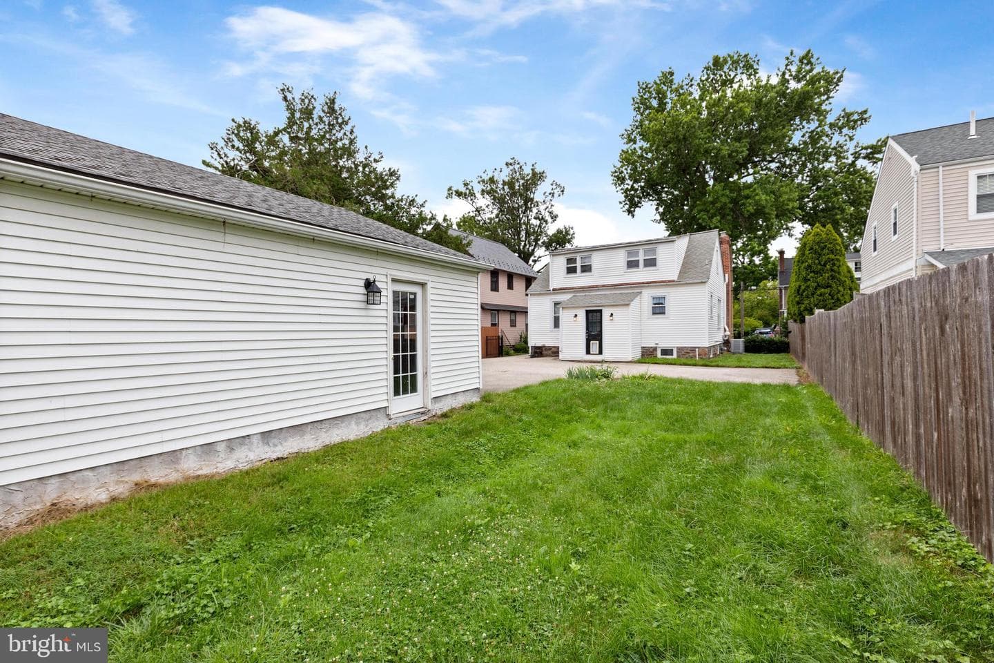26 Weiss Avenue photo 22