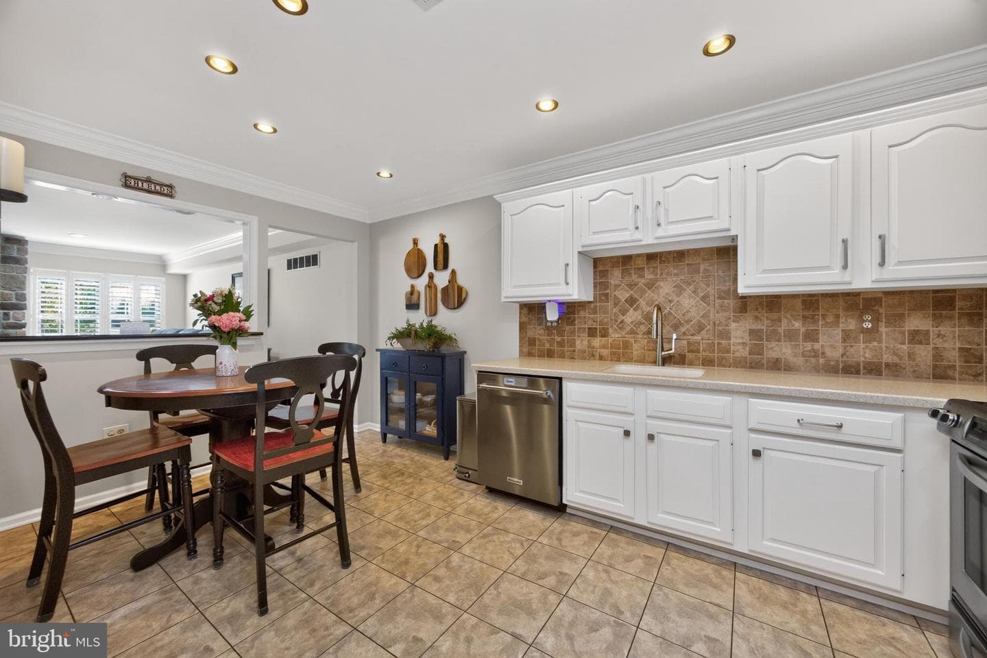 62 Cedar Court photo 11