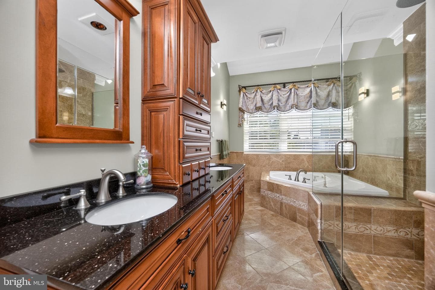 62 Cedar Court photo 21