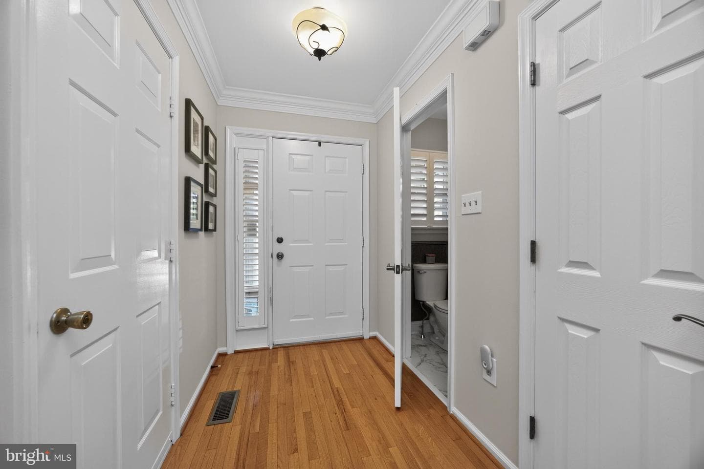 62 Cedar Court photo 3