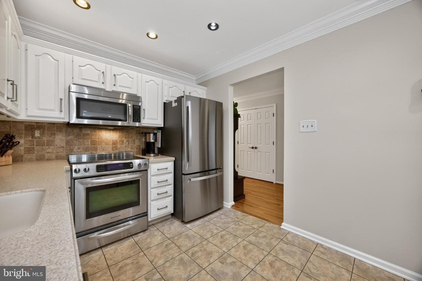 62 Cedar Court photo 9