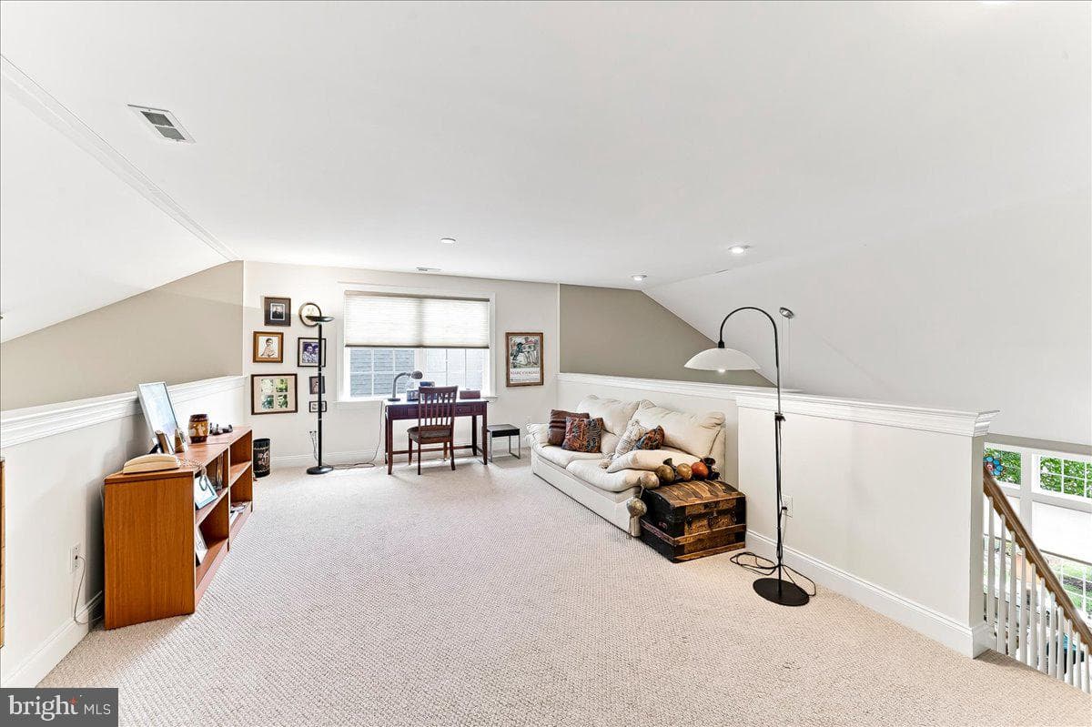 404 Peters Way photo 21