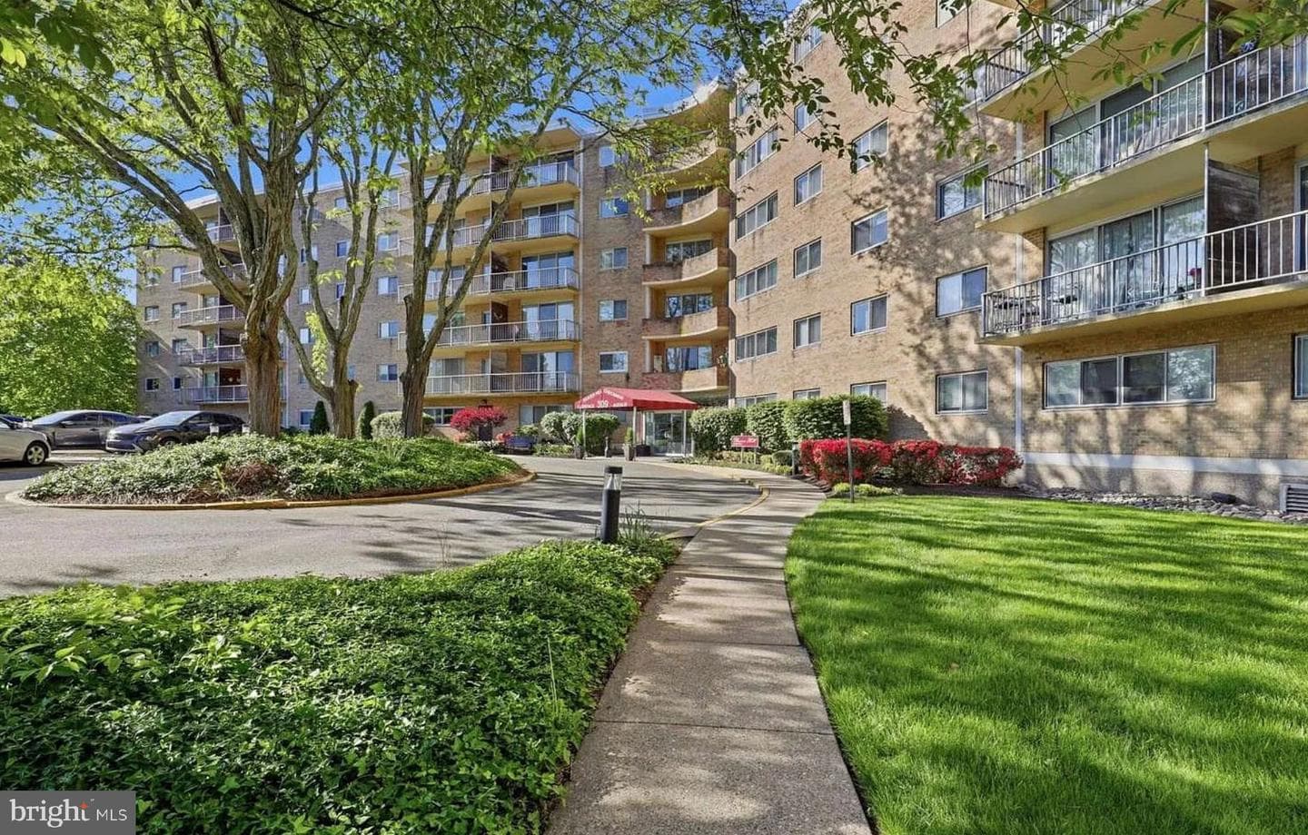 309 Florence Avenue #206-N photo 27