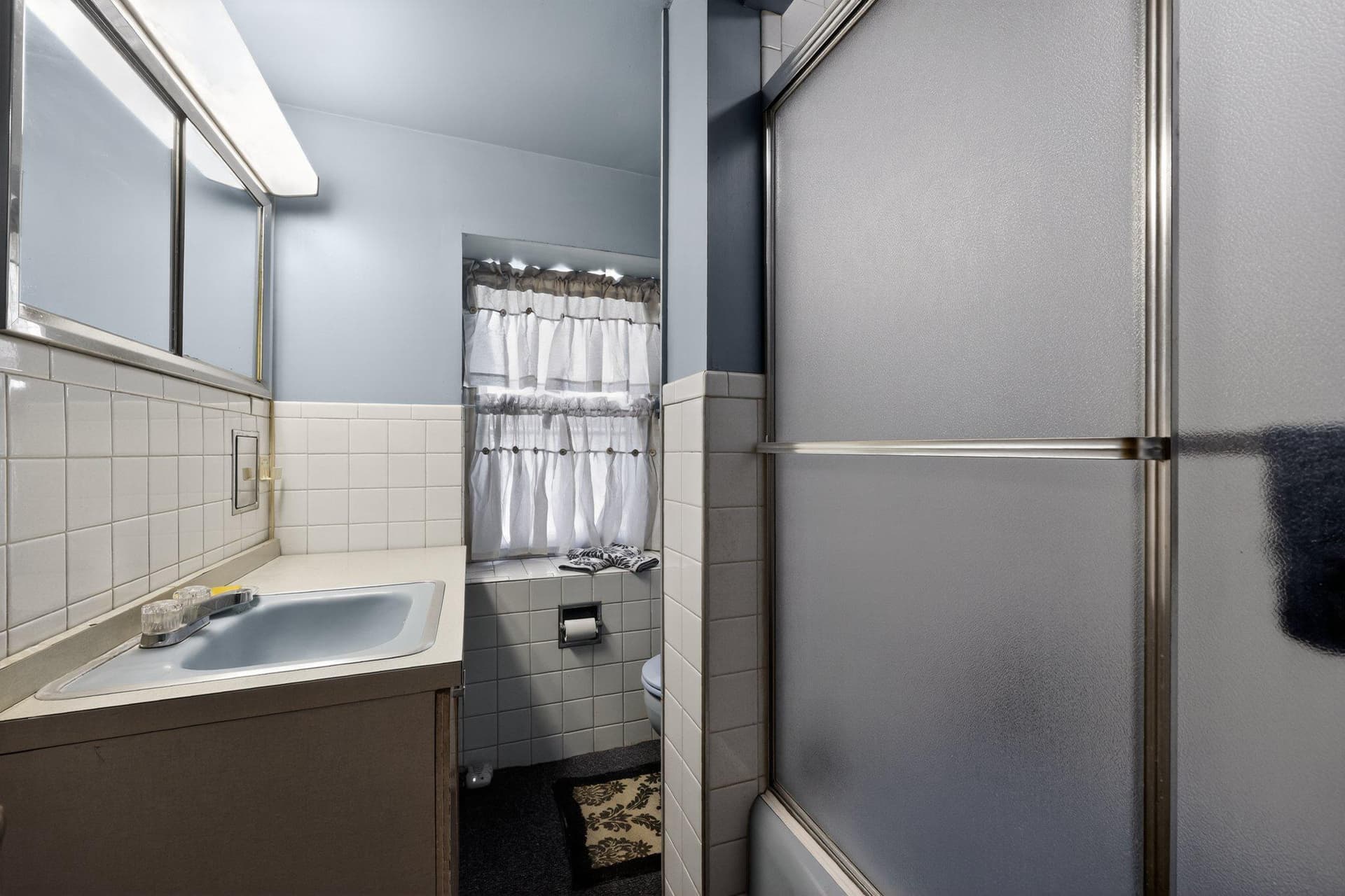 750 Loch Alsh Avenue photo 35