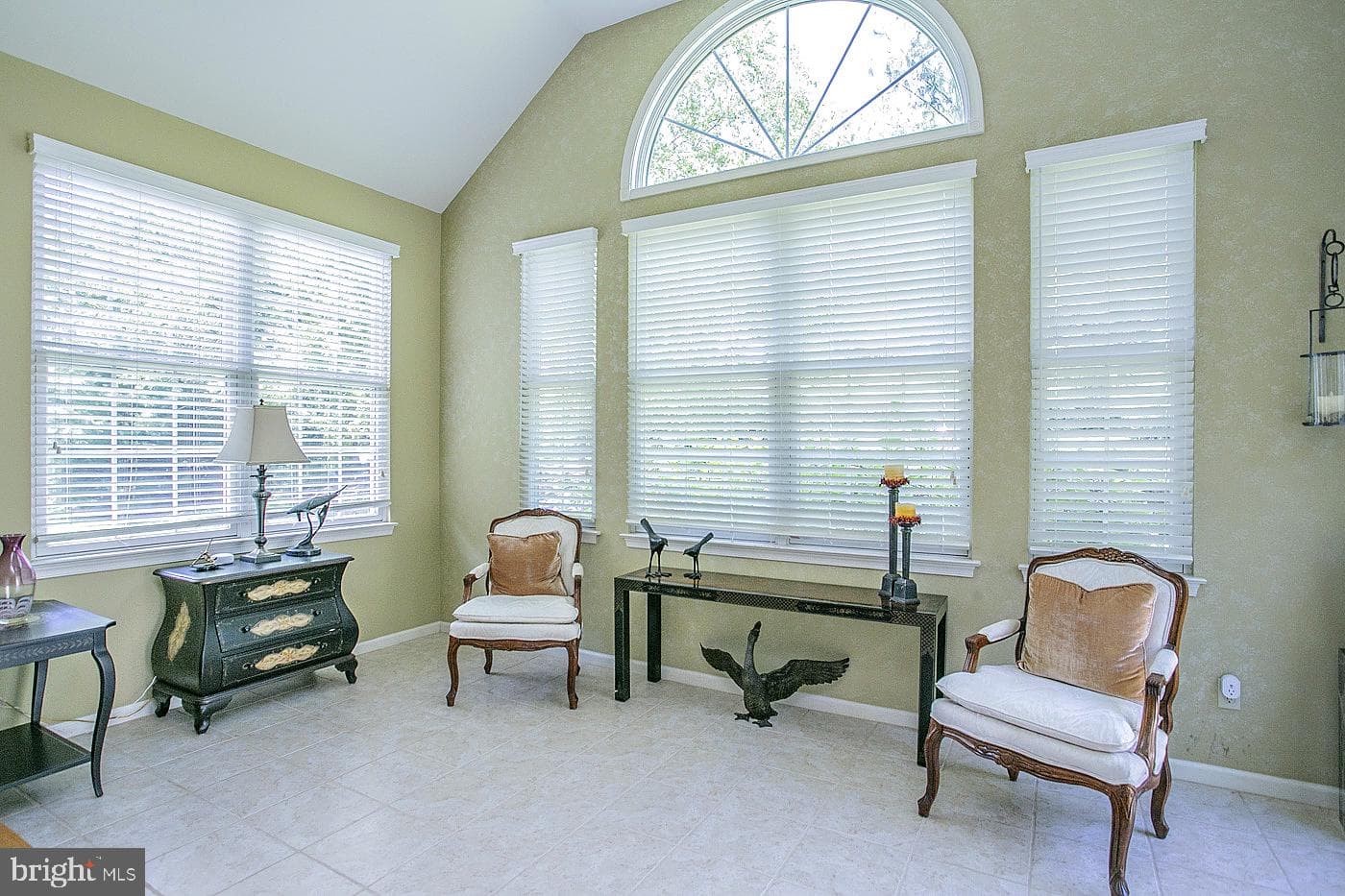 27 Westhampton Way photo 17