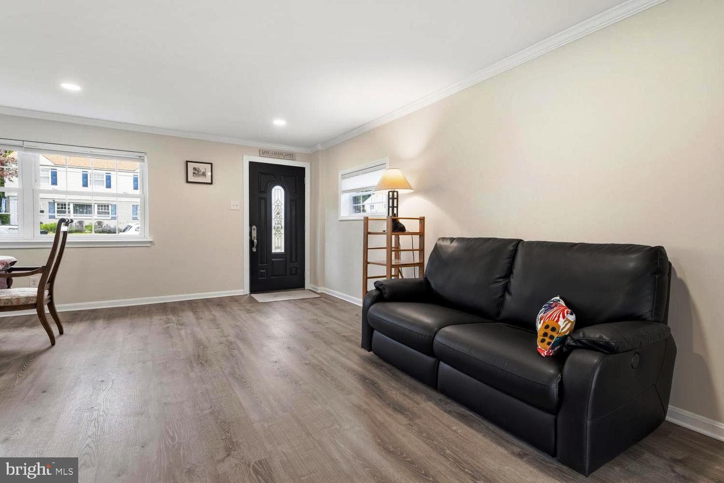 643 Edgley Avenue photo 6