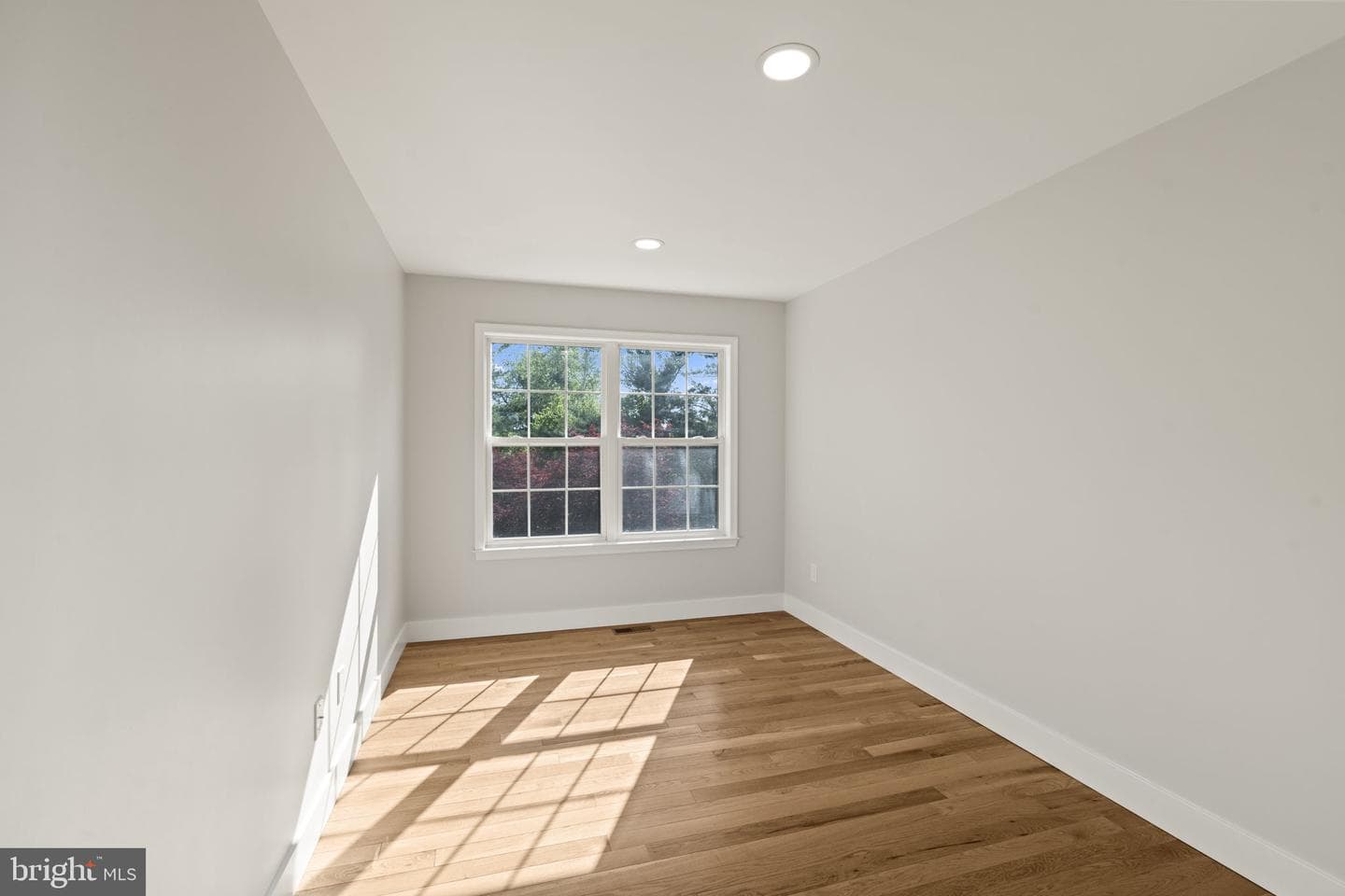 703 Gregory Drive photo 23