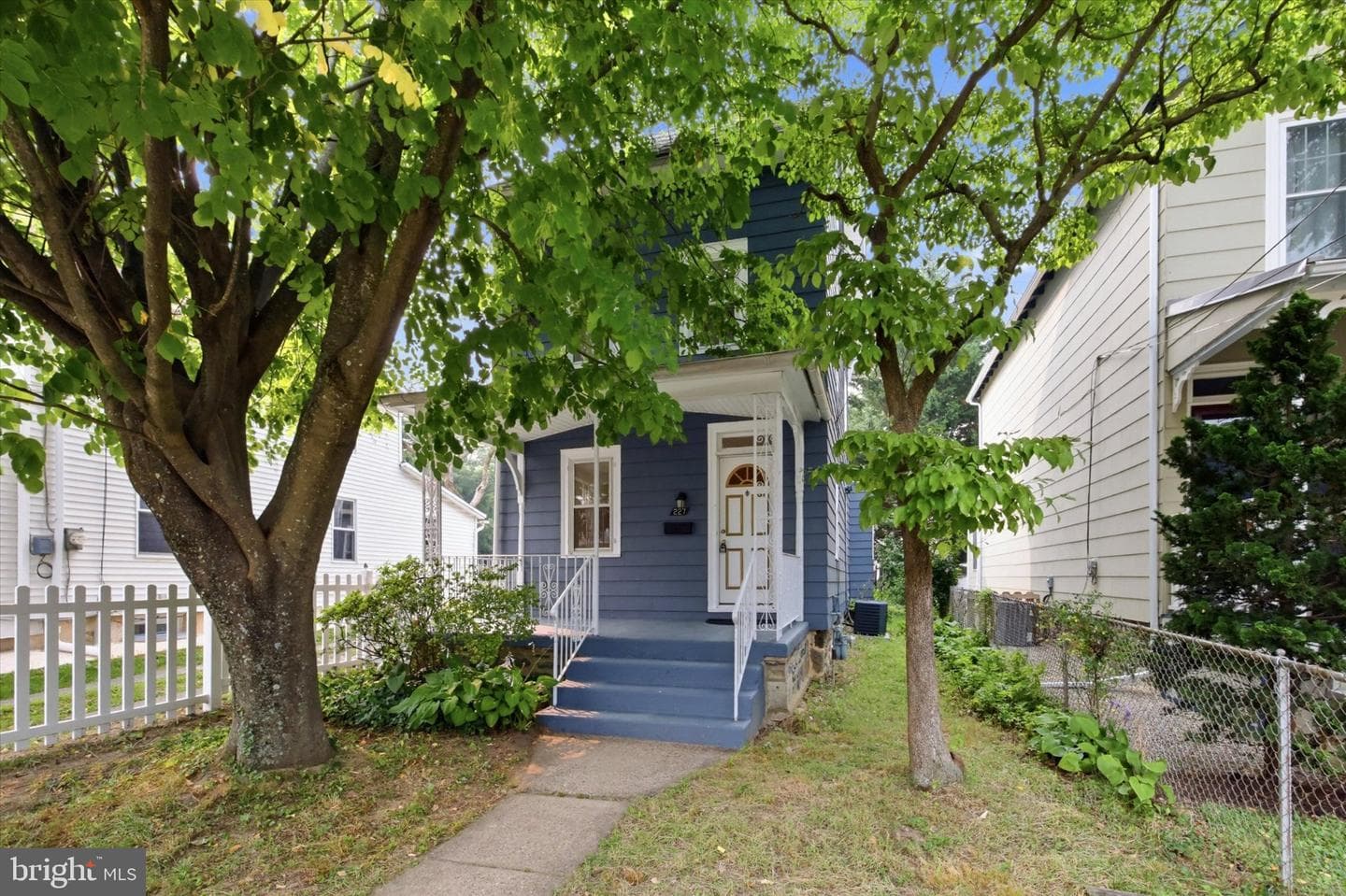 227 Greenfield Avenue photo 20