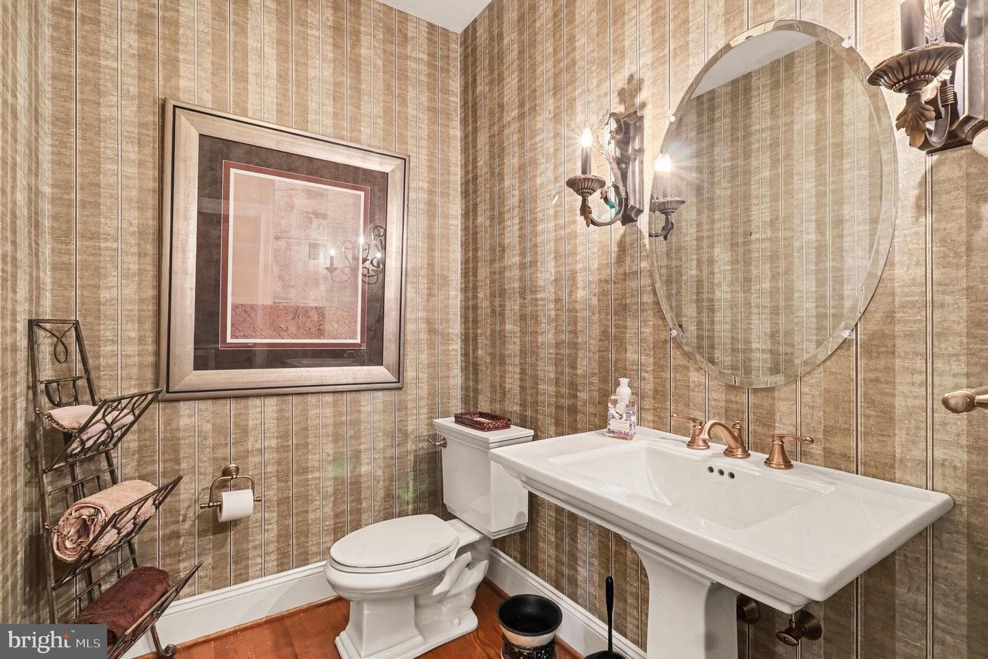 876 Ashbourne Way photo 56