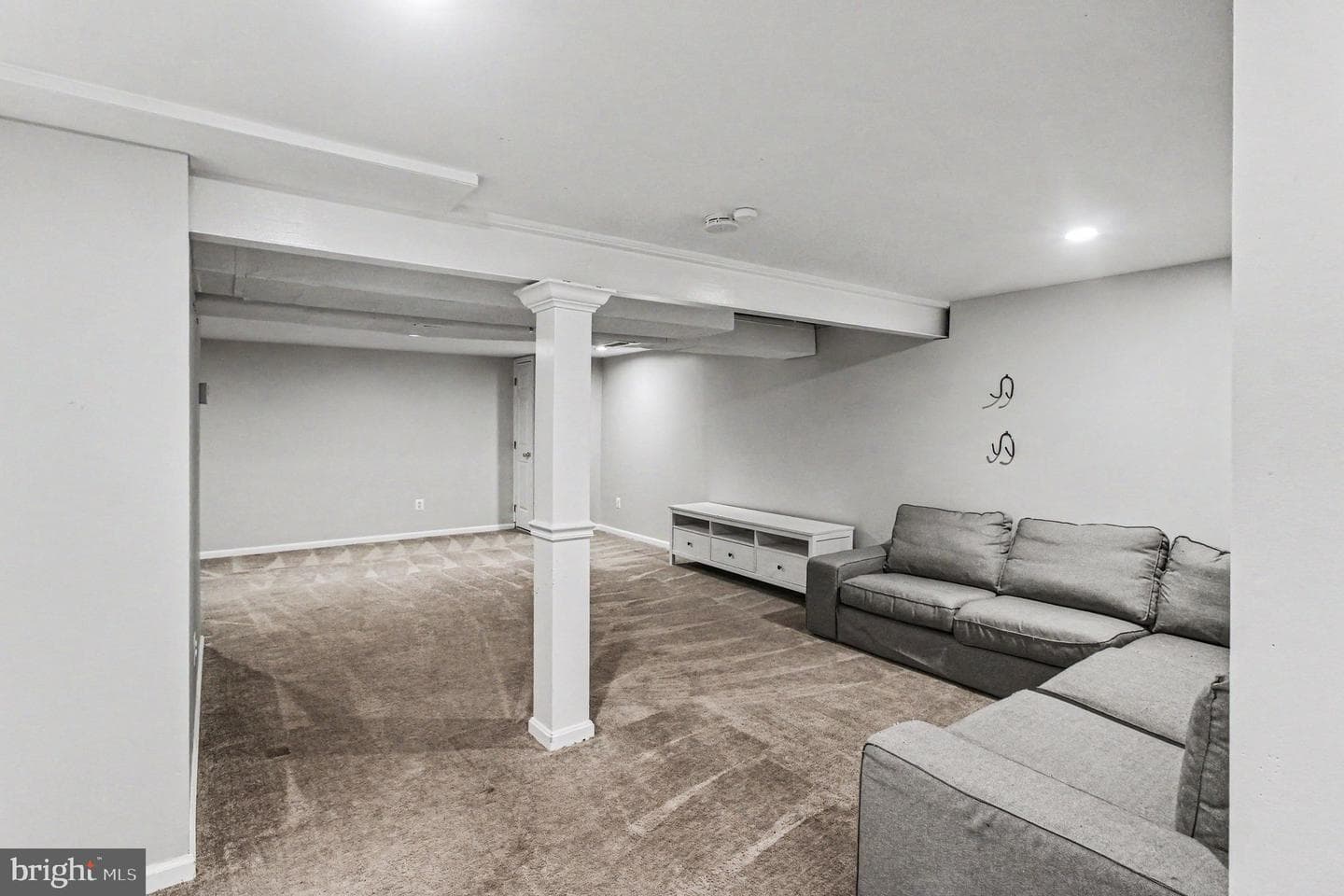302 Somerset Court photo 26
