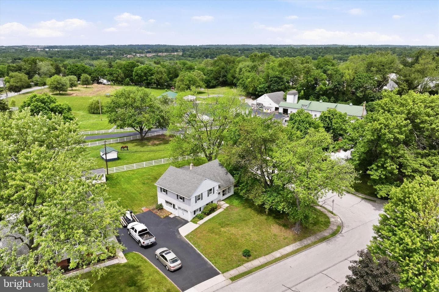 565 Dartmouth Drive photo 21