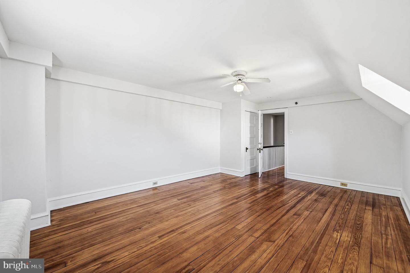 32 W Montgomery Avenue photo 13