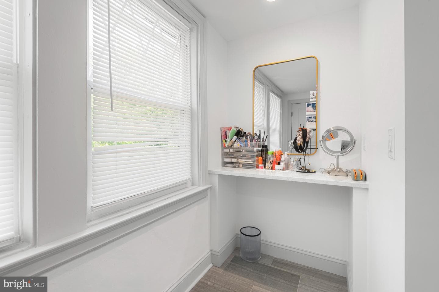 22 Maple Avenue photo 23