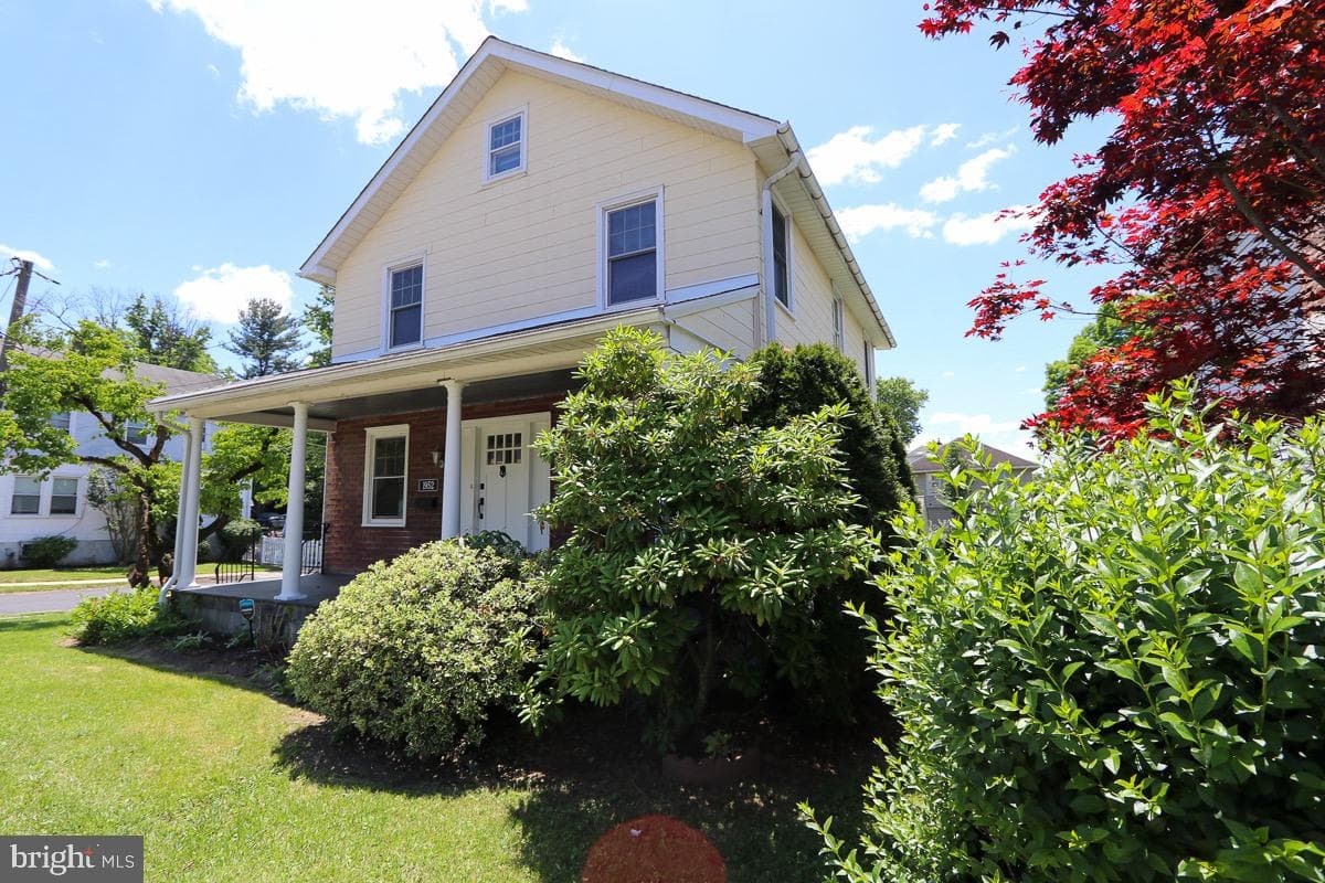 1952 Susquehanna Road, Abington