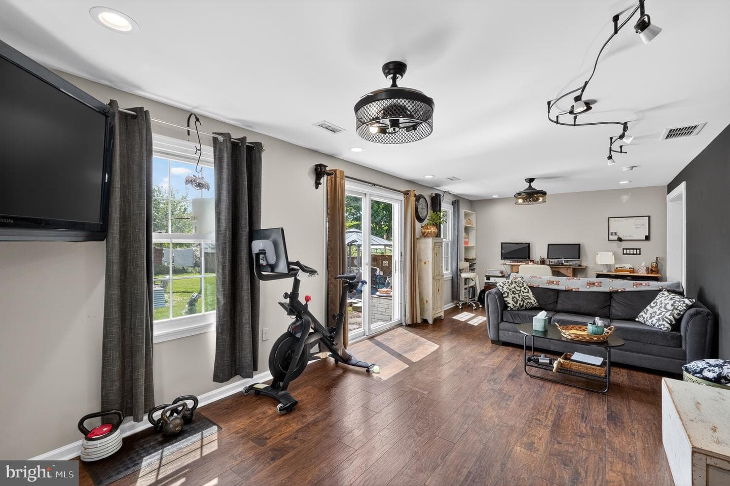 1206 Lakeview Drive photo 12