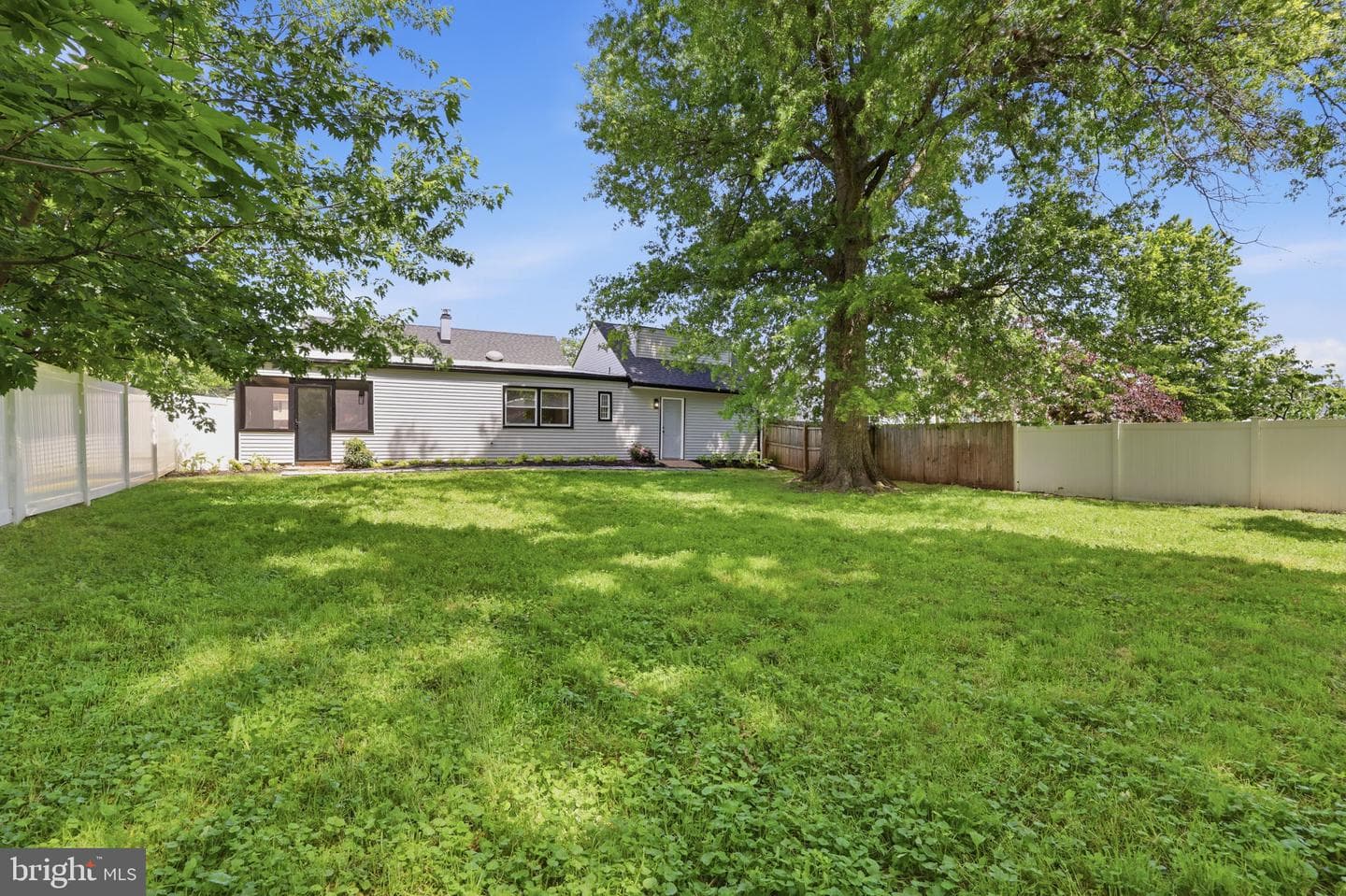 340 W Broad Street photo 52