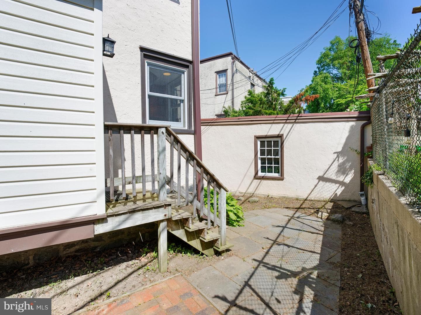 525 Kenilworth Road photo 52