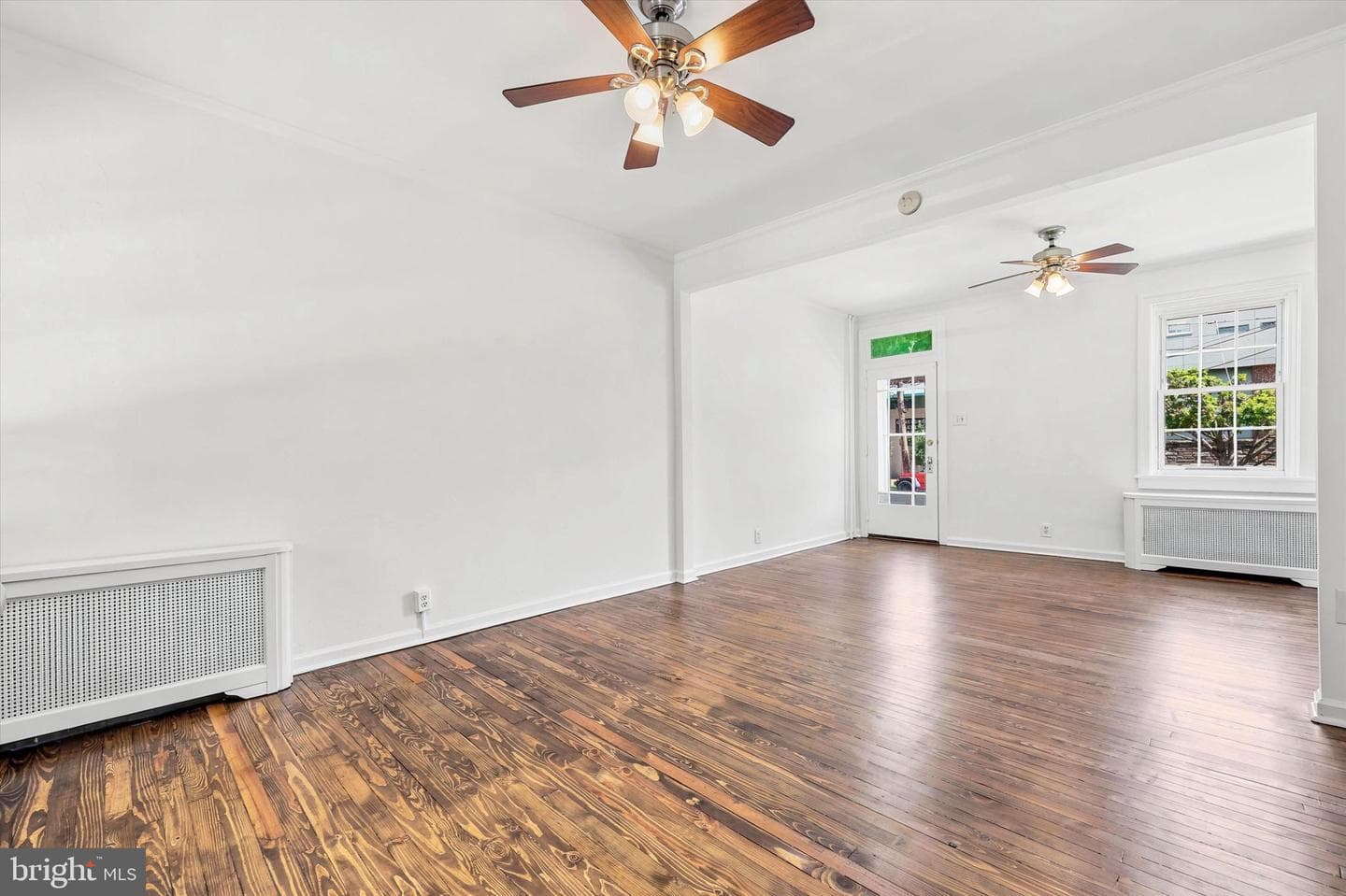 117 E 3rd Avenue photo 8