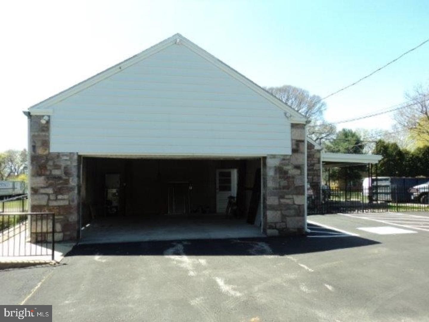 2111 Dekalb Pike photo 5