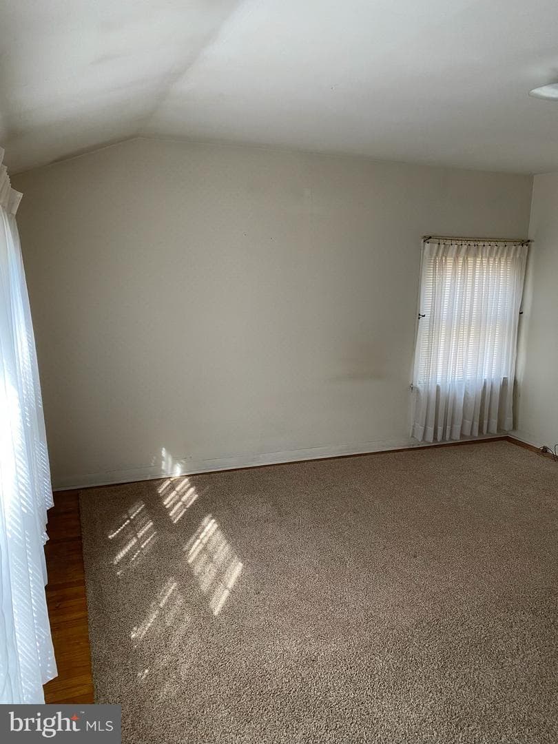 109 W Beidler Road photo 14