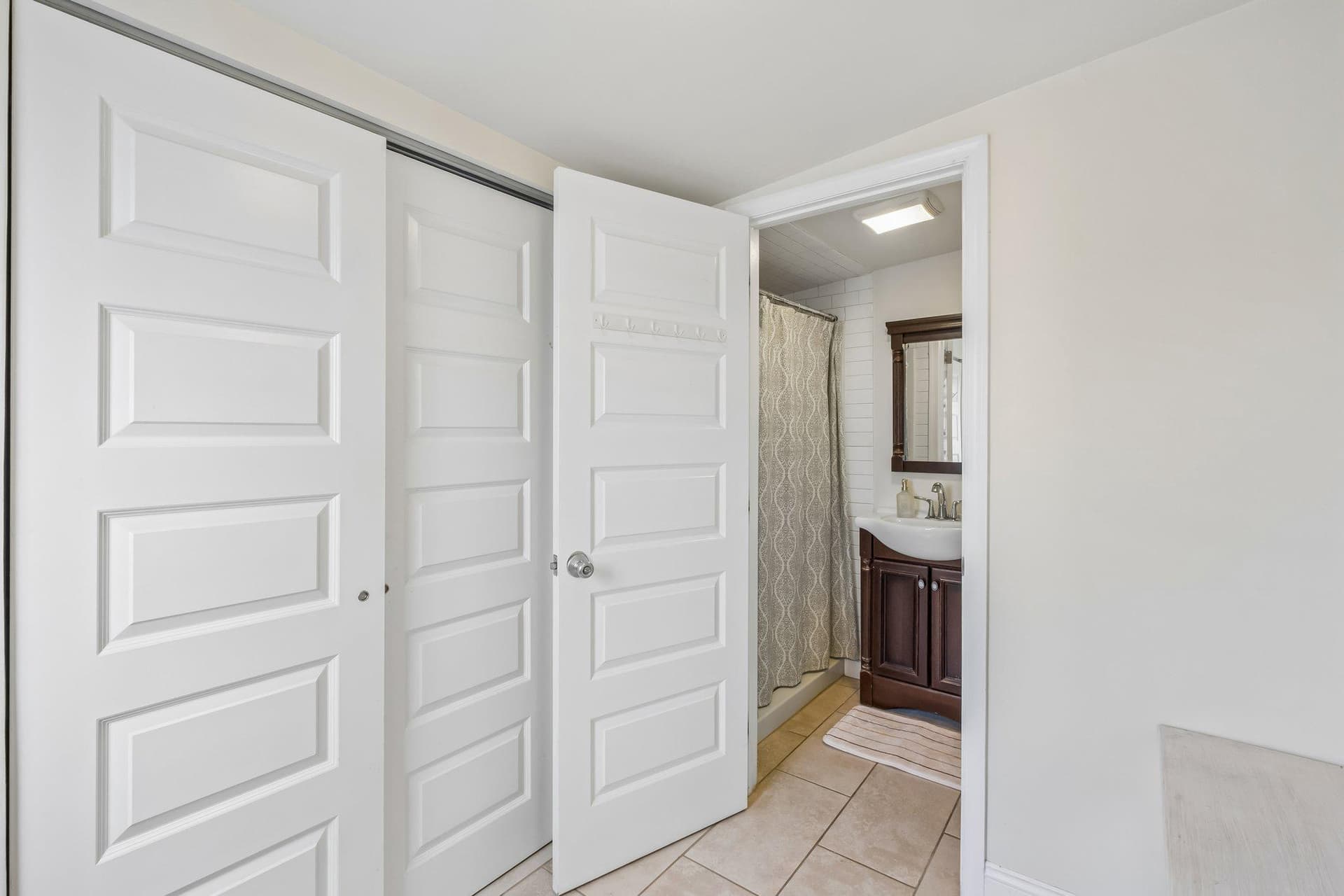 105 Spring Mill Avenue photo 22