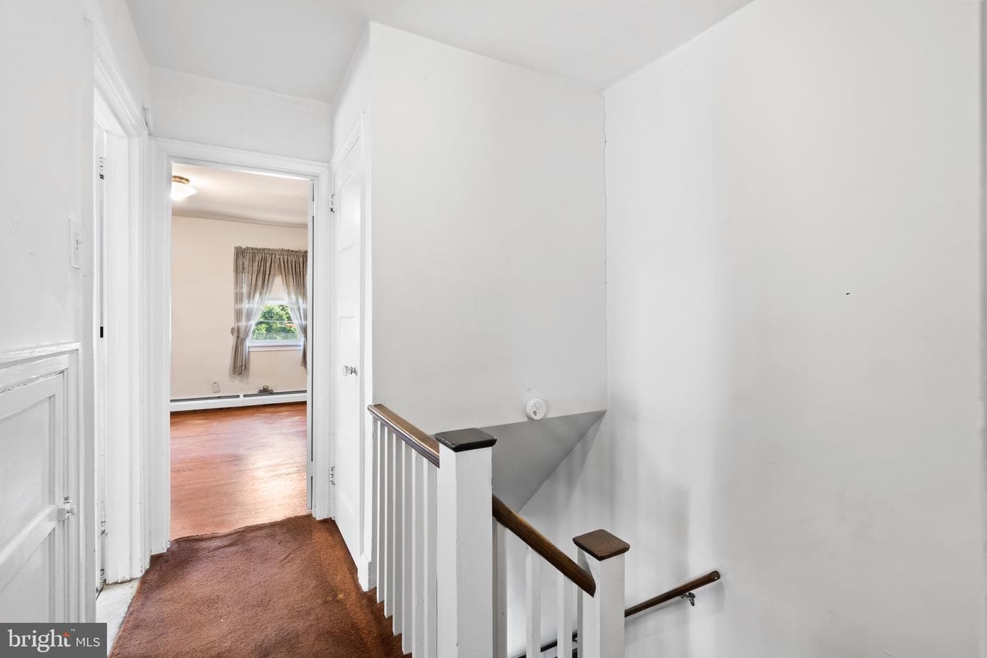 242 Henley Road photo 14