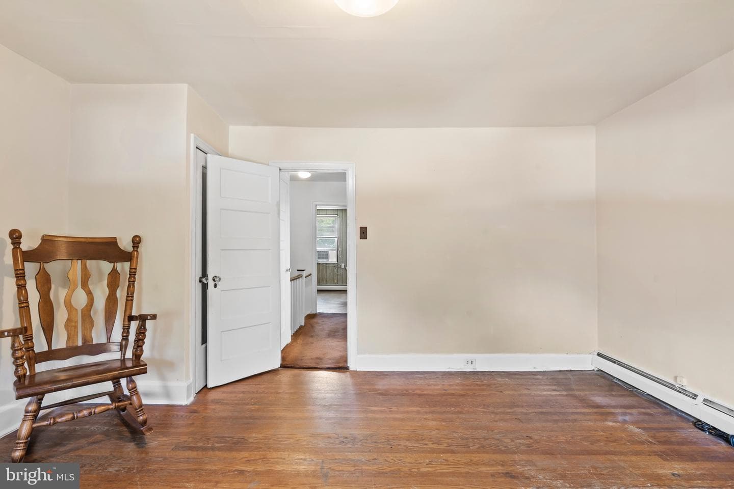 242 Henley Road photo 16