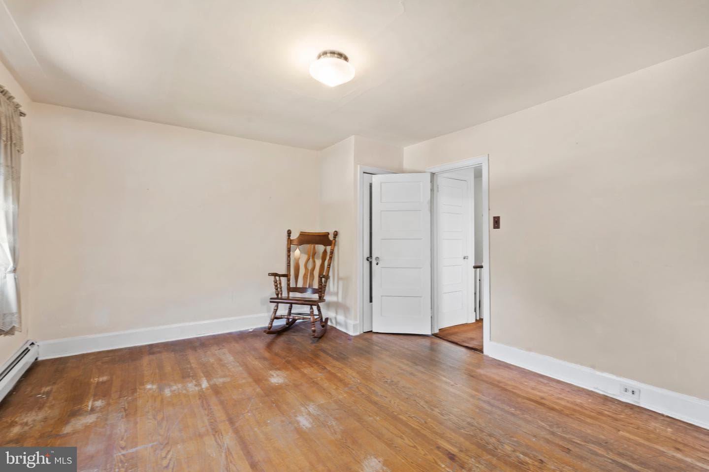 242 Henley Road photo 17
