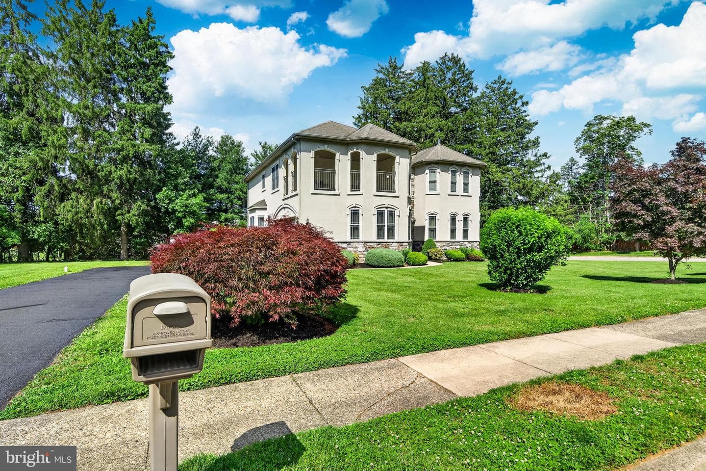 261 Pheasant Drive photo 3