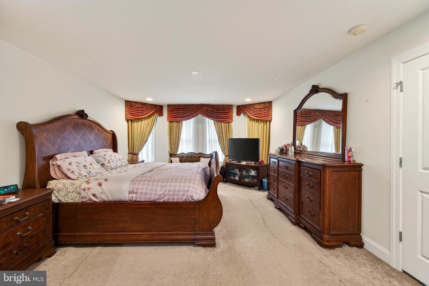 261 Pheasant Drive photo 31