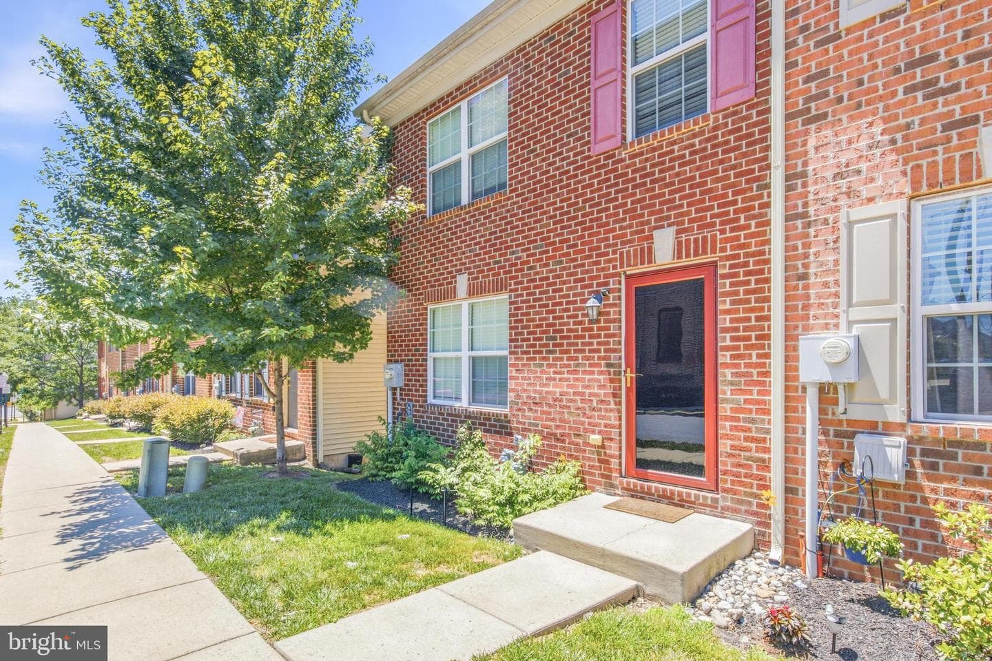 135 S Charlotte Street photo 24
